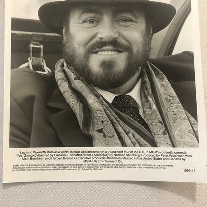 Luciano Pavarotti Opera Singer Tenor Press Photo Photograph Print 1982