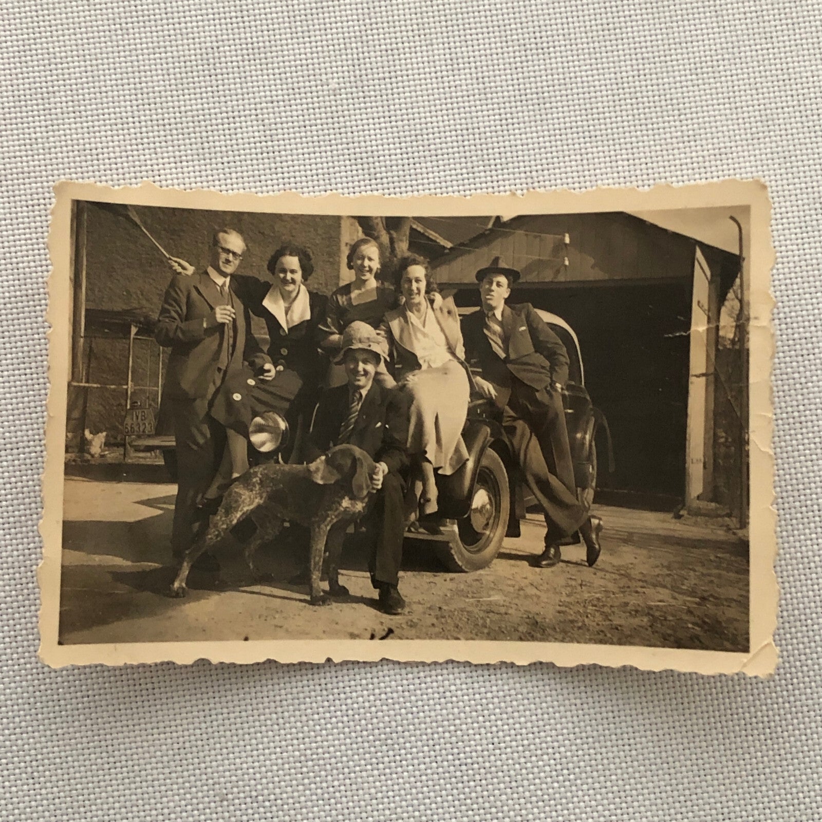 Vintage Photo Photograph People Dog Antique Car Automobile - Tag AL22SM2