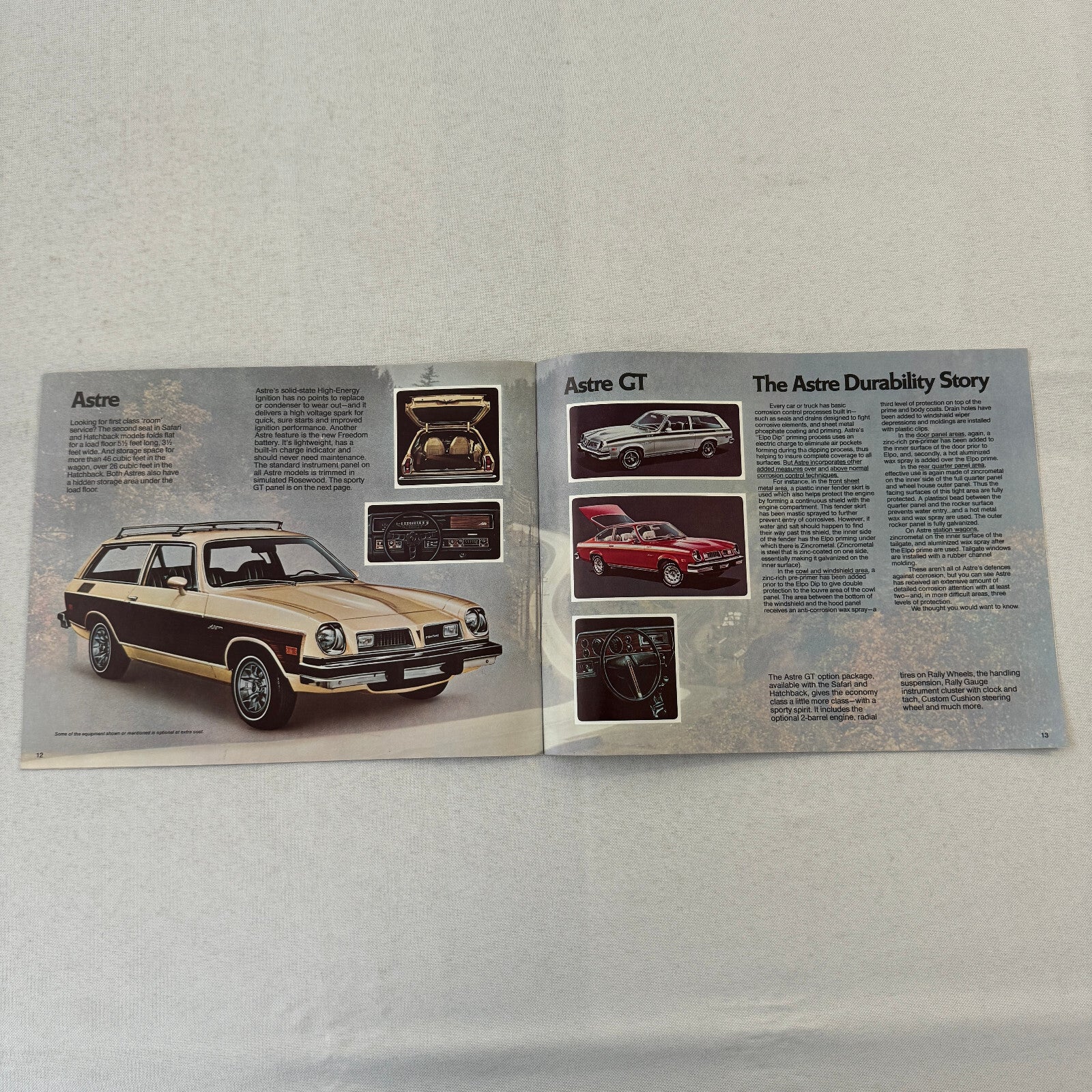 1976 Pontiac Sales Brochure Catalog Sunbird Ventura Astre Vintage Advertising