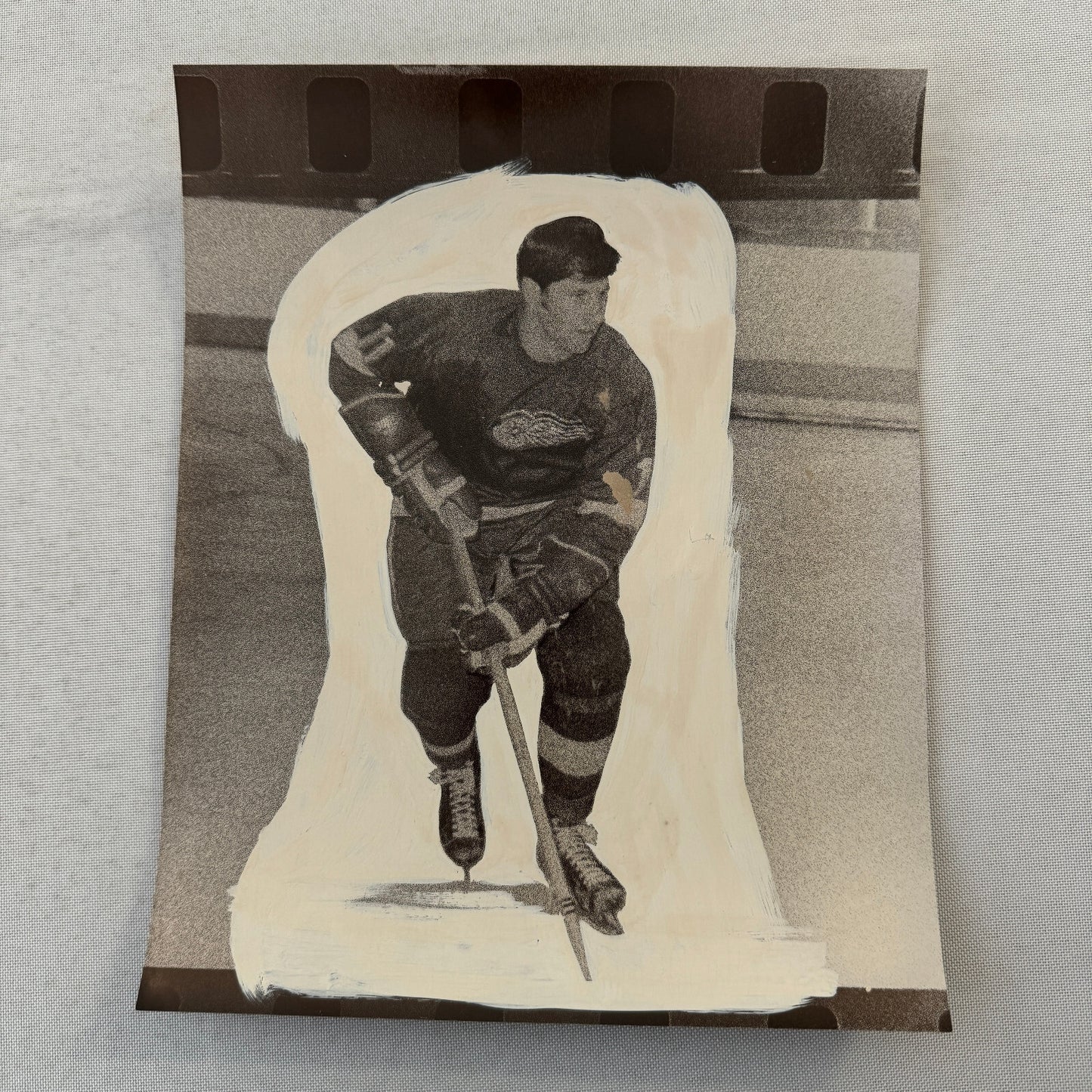 Detroit Red Wings Hockey Player Photo Photograph Vintage Unidentified Bob Baun ?