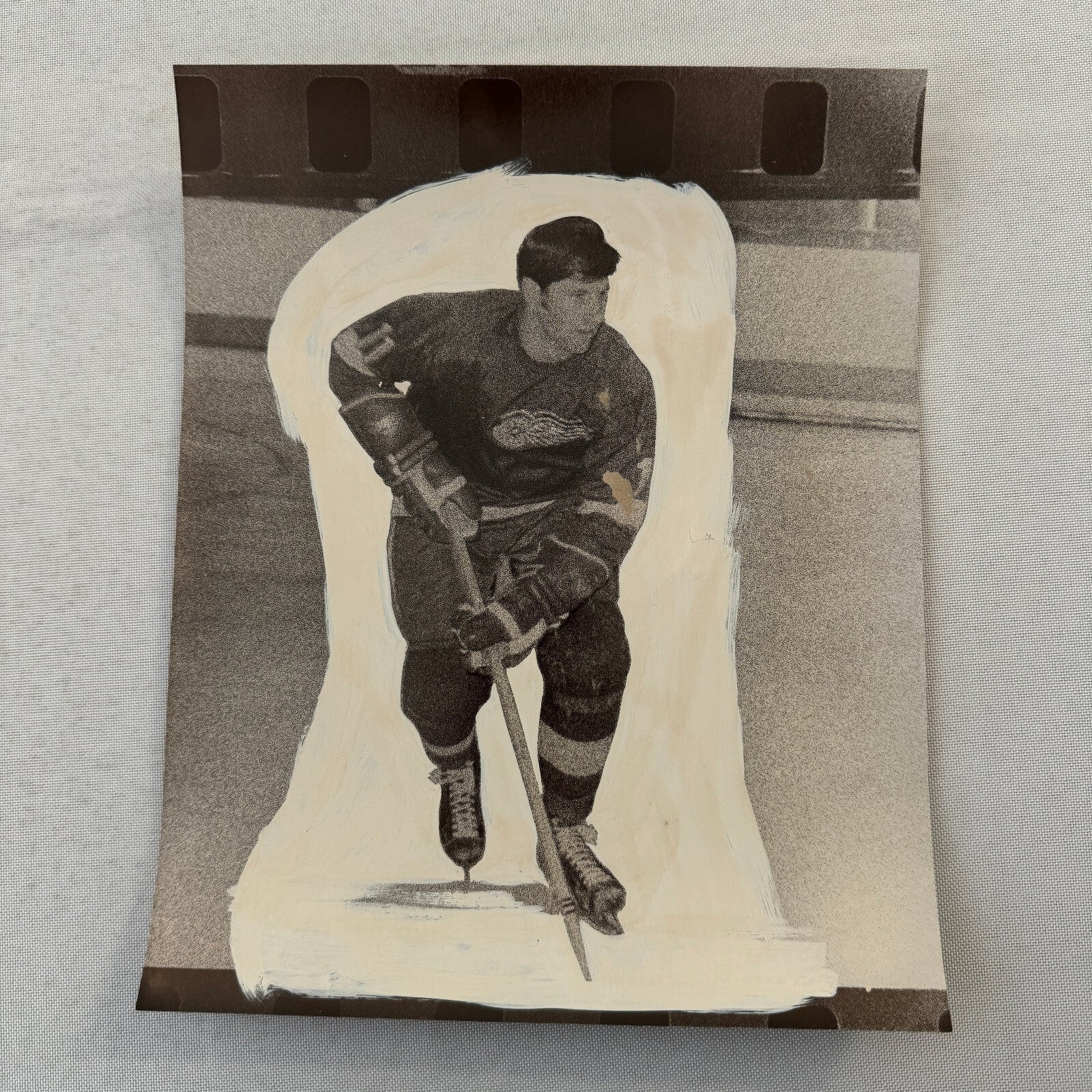 Detroit Red Wings Hockey Player Photo Photograph Vintage Unidentified Bob Baun ?