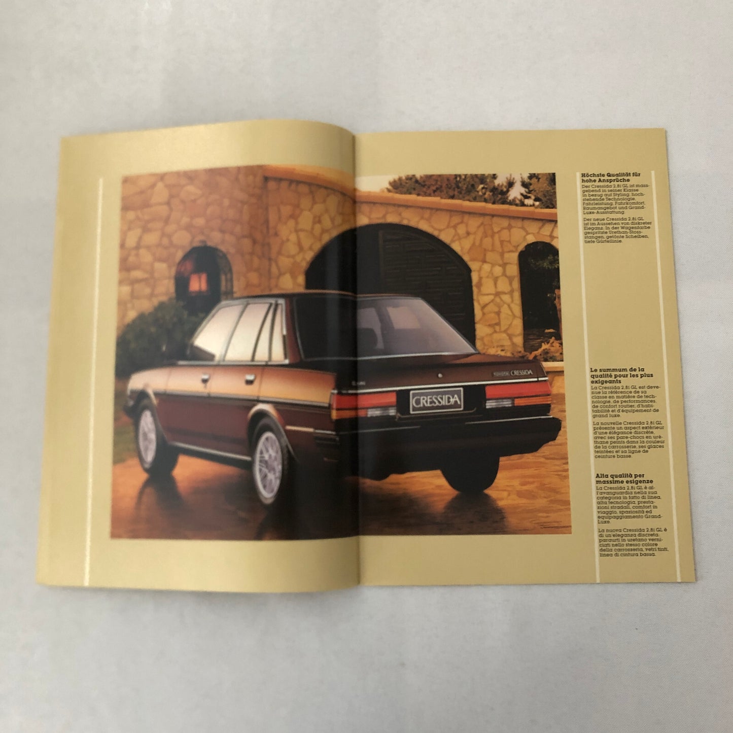 Toyota Cressida Car Sales Brochure Catalog Kombi Wagon German Italian French