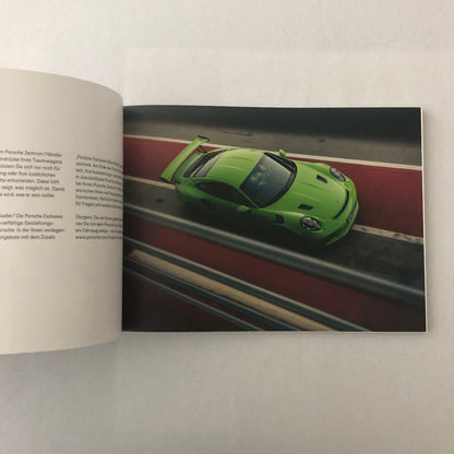 Porsche 911 GT3 RS Sales Brochure Catalog Book Porsche GT3RS GERMAN 2018