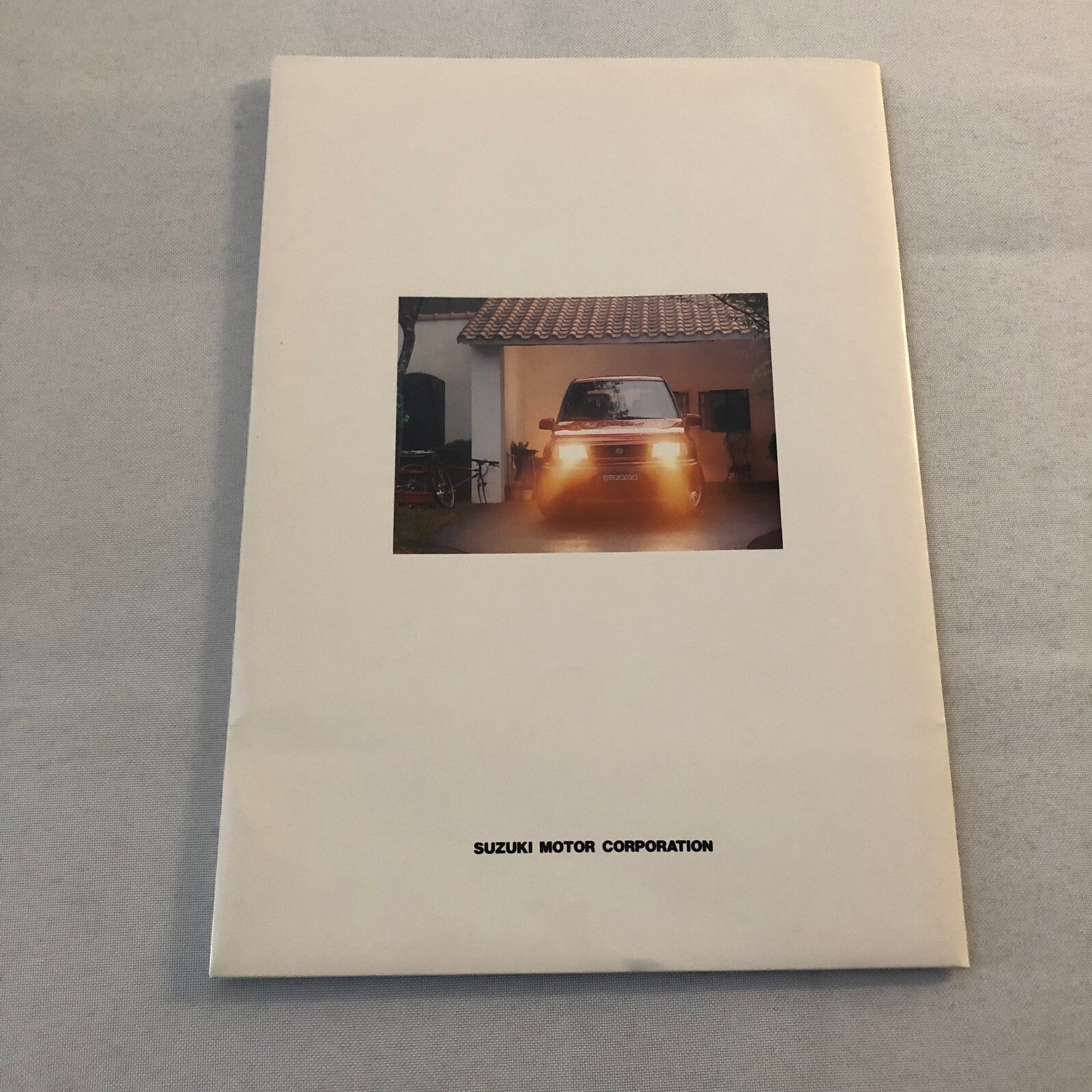 Suzuki Vitara 5-Door Wagon Press Kit Brochure Catalog 1991