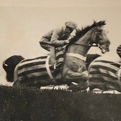 Press Photo Photograph Horse Racing Steeplechase UK Grand National Race Keystone