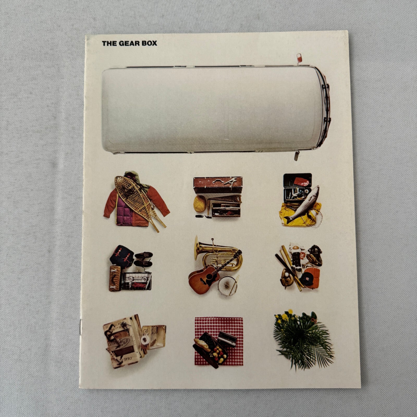 1975 Volkswagen VW Bus Van Station Wagon Camper Campmobile Brochure Catalog