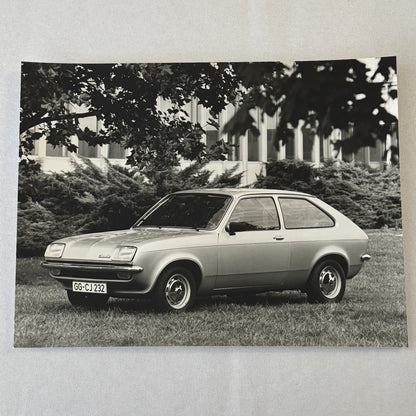 Opel Chevette Car Press Kit Brochure Photos 1980 1981 GERMAN