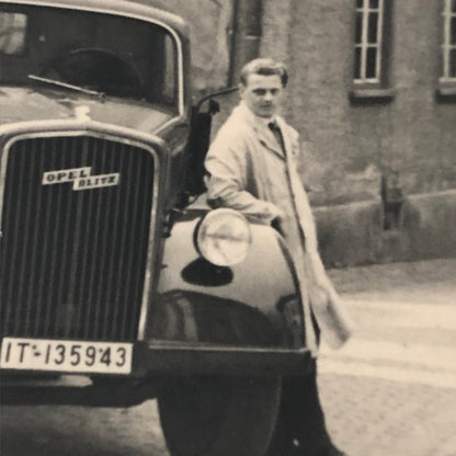 Vintage Photo Photograph Snapshot Man with Truck Germany  + AL22SM2