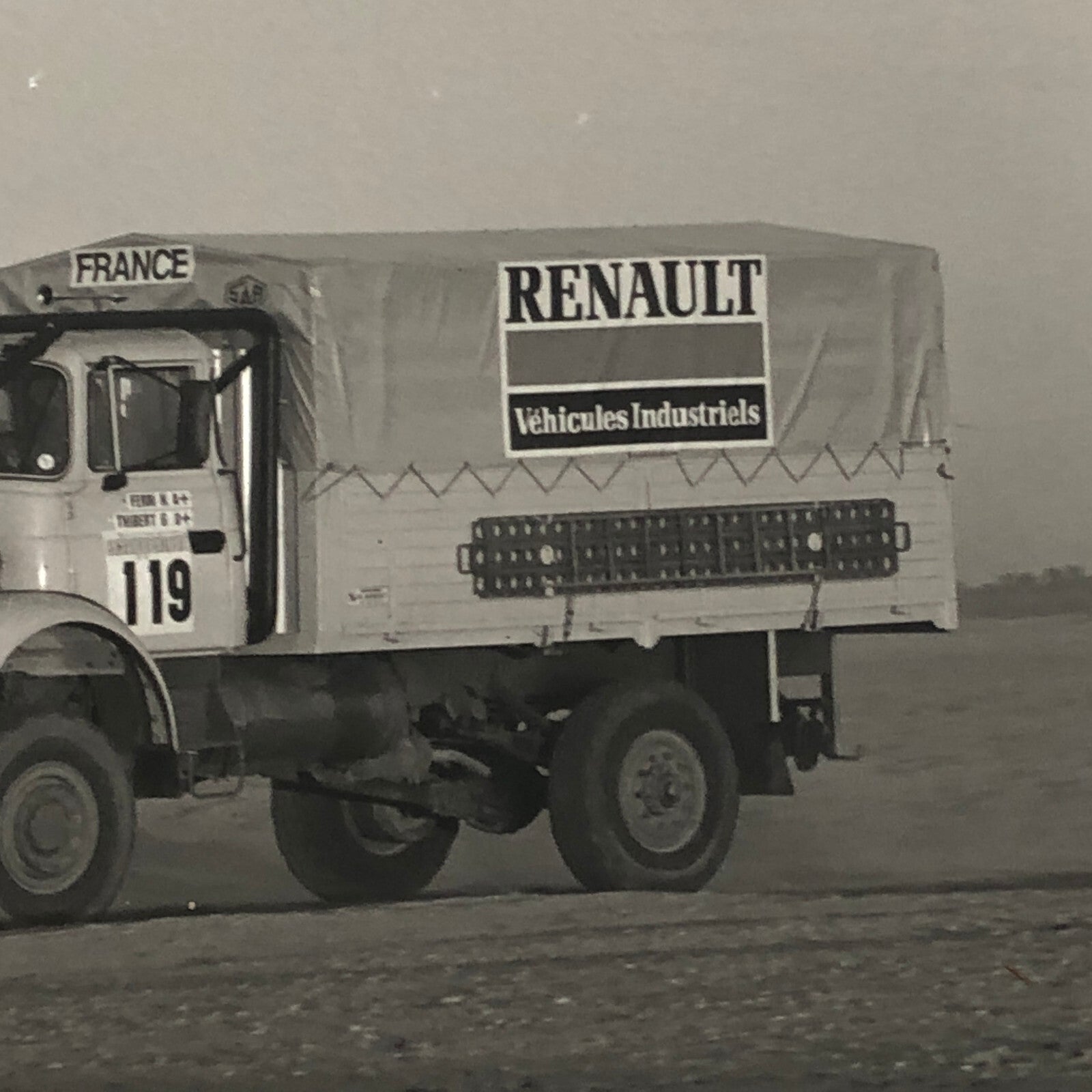 1980 Transafrica Rally Rallye Photo Photograph DPPI Renault Truck