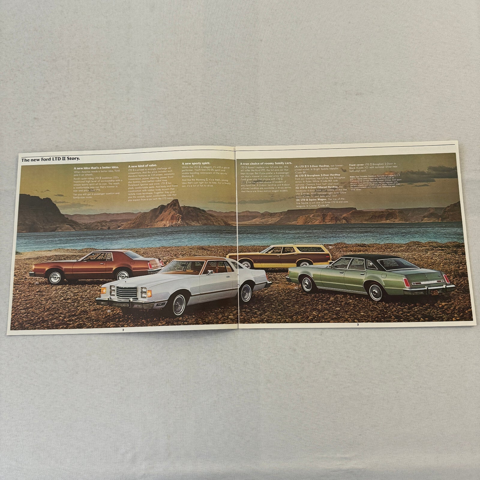 1977 Ford LTD II Car Sales Brochure Catalog Hardtop Sedan Station Wagon
