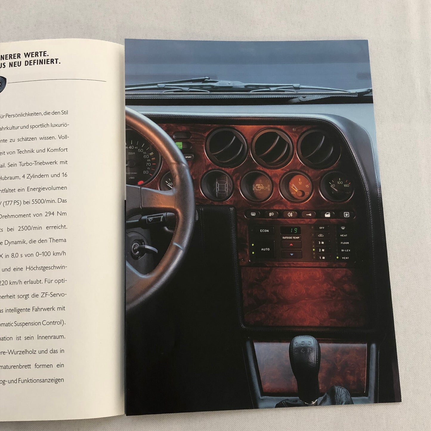 Lancia Thema Turbo 16V LX Car Sales Brochure Catalog German