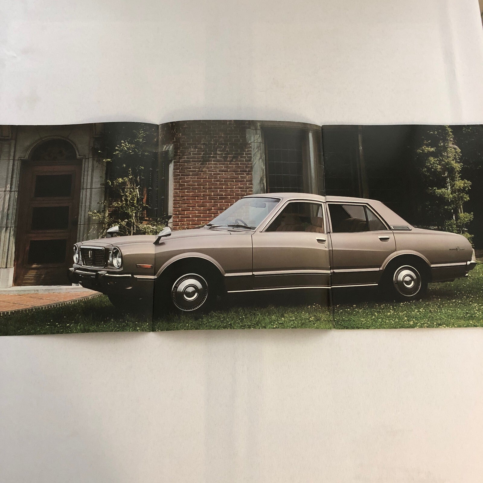 Toyota Mark II Car Sales Brochure Catalog Advertising Japanese Text JDM