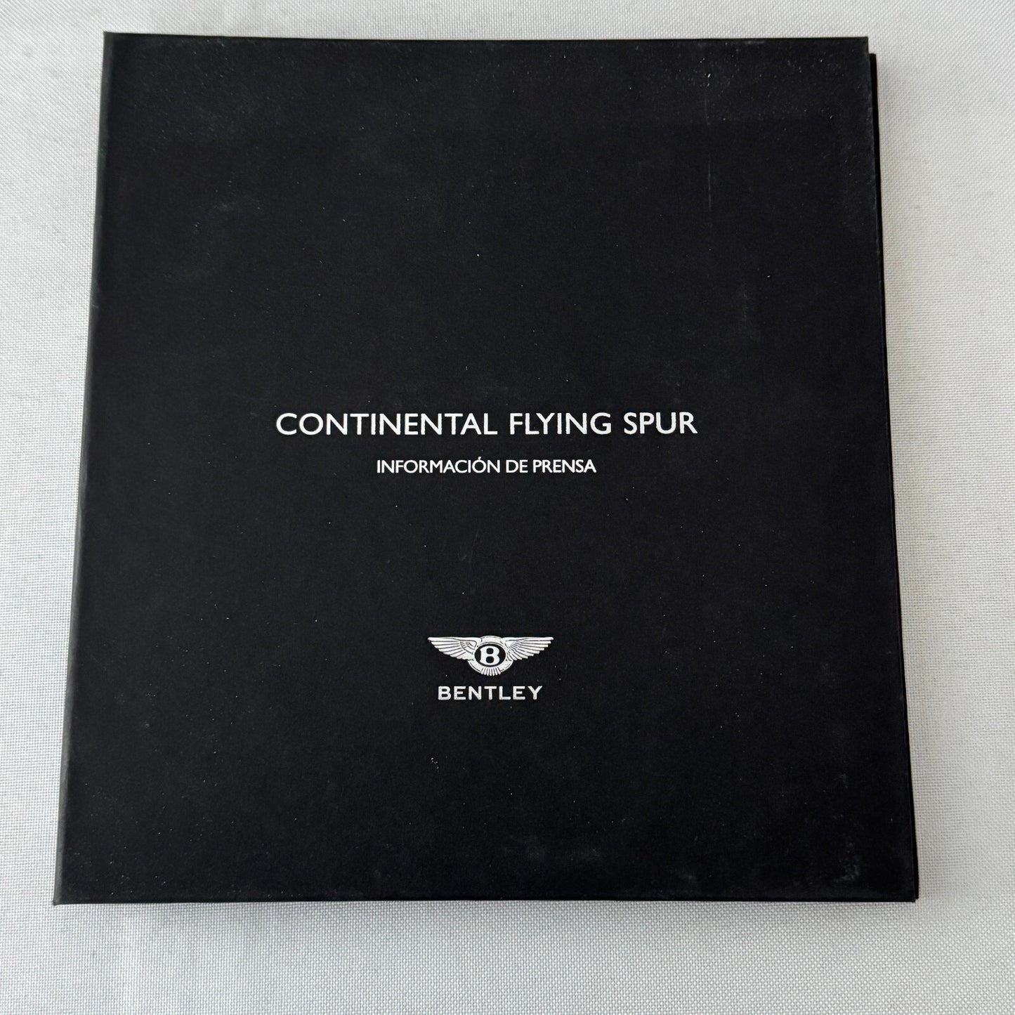 Bentley Continental Flying Spur Car Press Kit Brochure Book with CD SPANISH