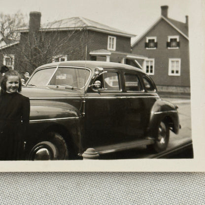 Vintage Car Automobile Snapshot Photo Photograph with Children DS24 Lot 2x
