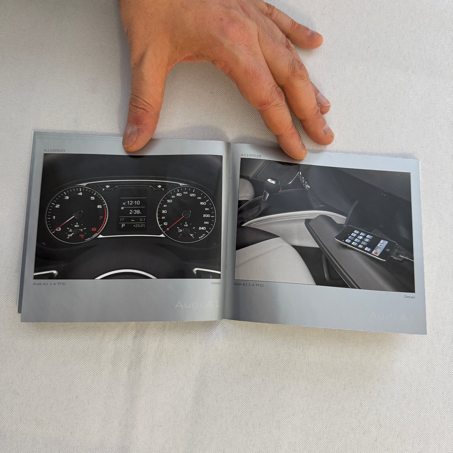 Audi A1 Press Kit Media Brochure Photo CD GERMAN Text