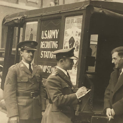 Military Photo Photograph Army Recruiting Truck 1933 Underwood & Underwood Photo