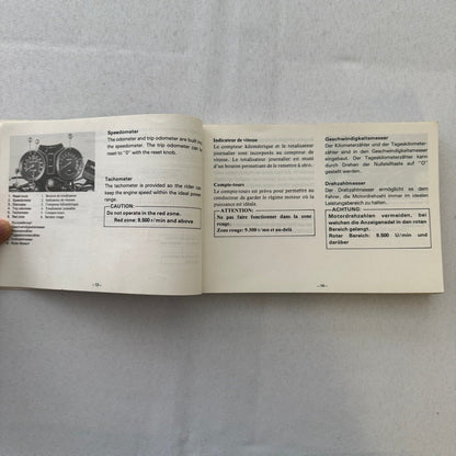 1981 Yamaha RD250LC and RD350LC Motorcycle Bike Owners Manual Instruction Book