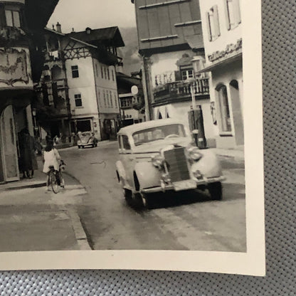 Vintage Photo Photograph Snapshot Street Mercedes Car Autombile AL22SM2