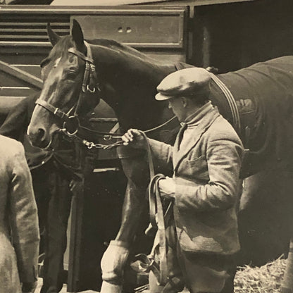 Press Photo Photograph Horse Racing Race at Epsom Manitoba Derby Favourite 1933