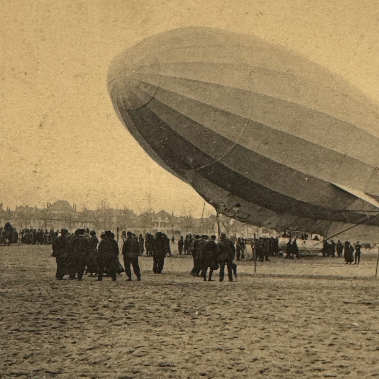 Zeppelin Airship Dirigible Aircraft French Postcard Post Card Vintage