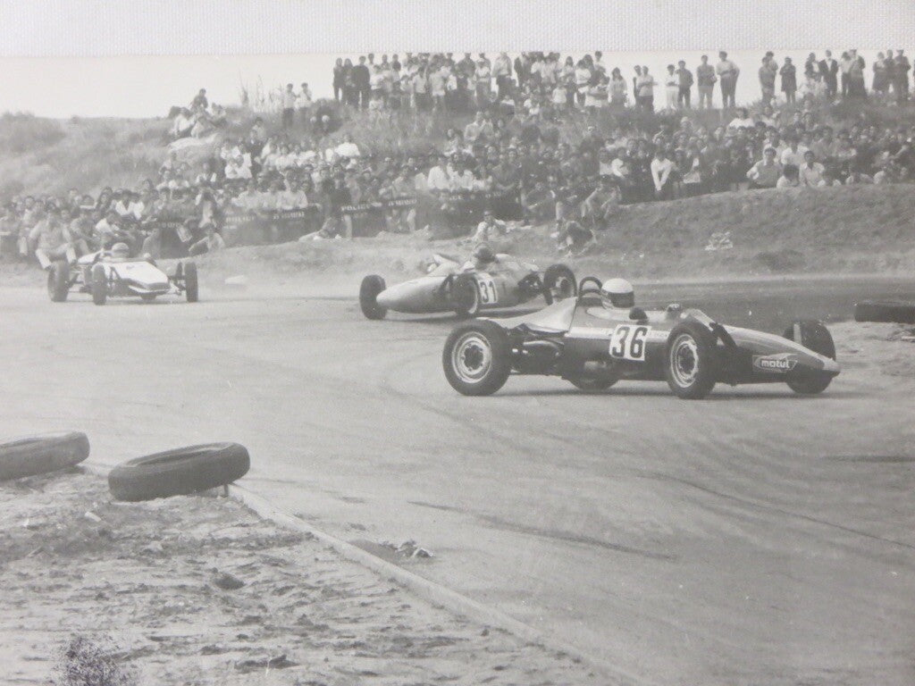 2 Vintage Formula V Racing in Israel Photo Photograph Lot - Revue Automobile