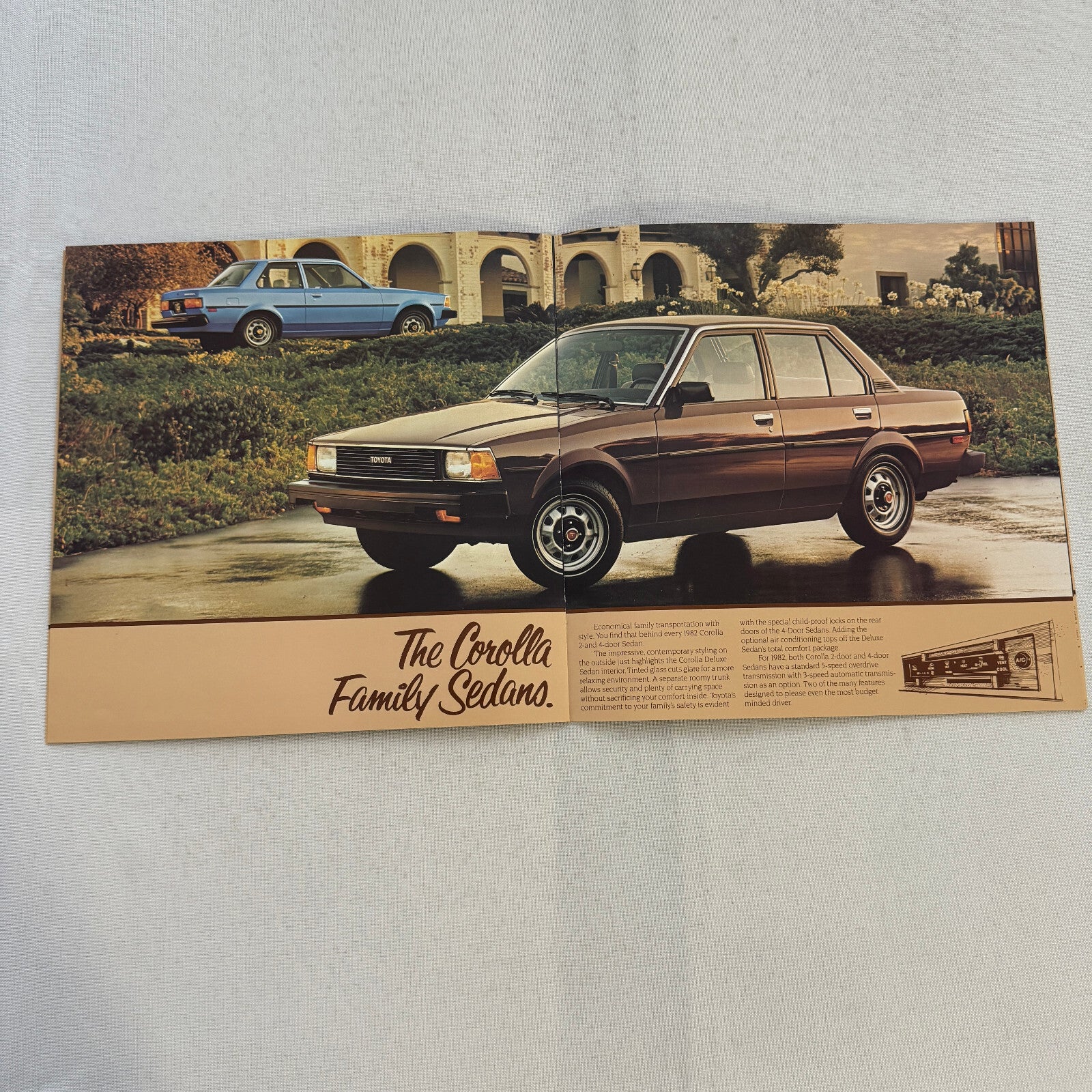 1982 Toyota Corolla Car Sales Brochure Catalog DLX SR5 Coupe Hardtop Wagon