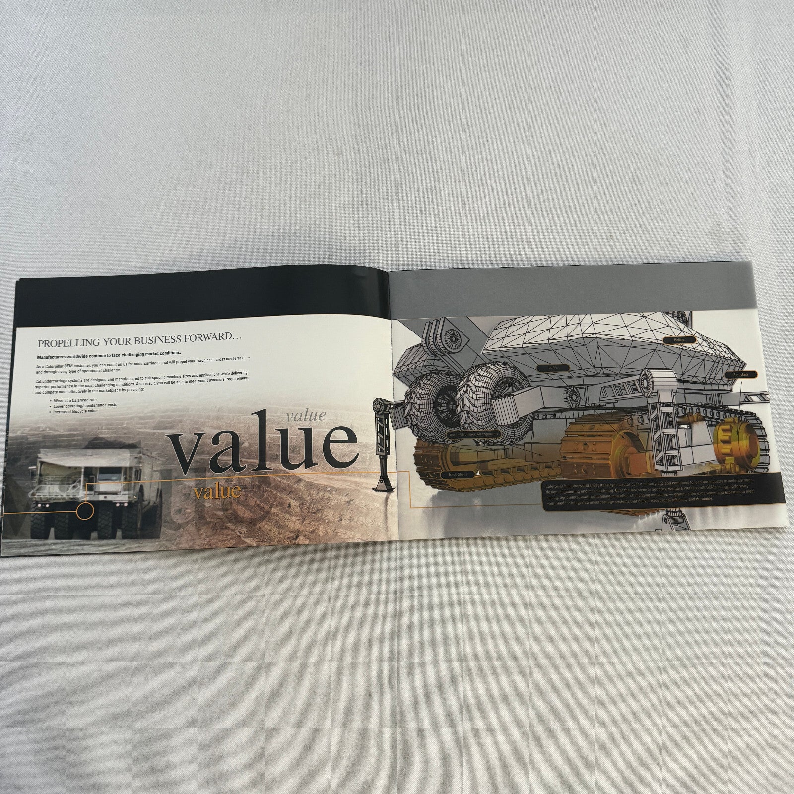 Caterpillar Integrated Systems Product Development Heavy Equipment Brochure
