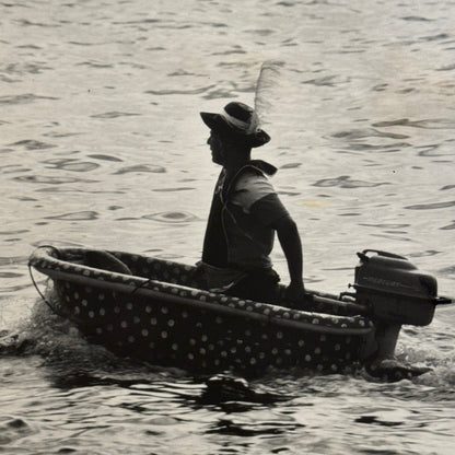 Vintage Press Photo Motor Boat Racing Bathtub Photograph Print