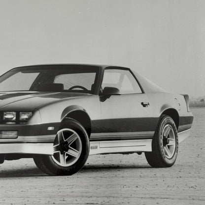 1987 Chevrolet Camaro Z28 Factory Press Publicity Photo Photograph Chevy Z-28