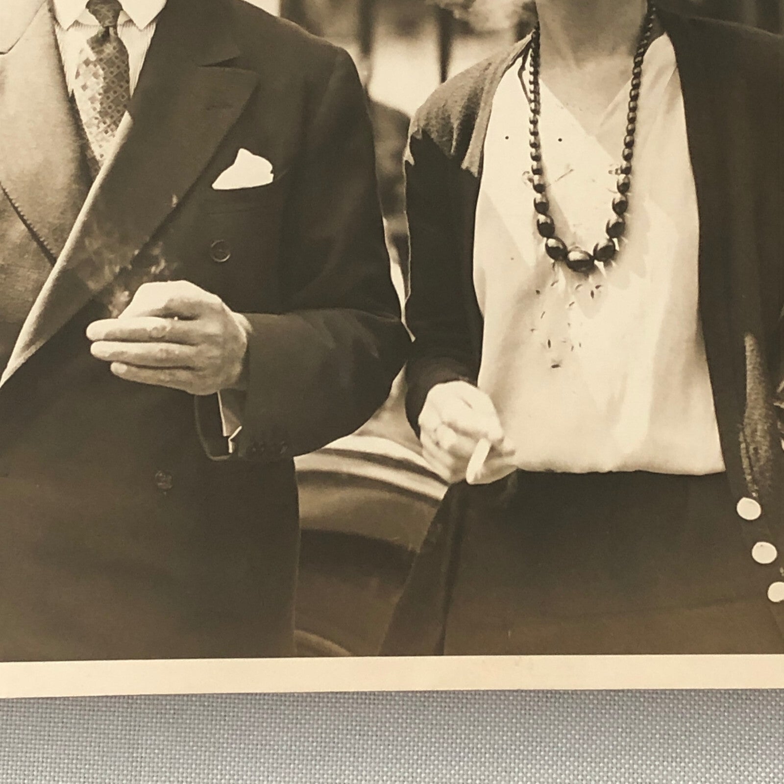 Press Photo Photograph 1933 Smoking Woman Crime Murder Investigation LNA