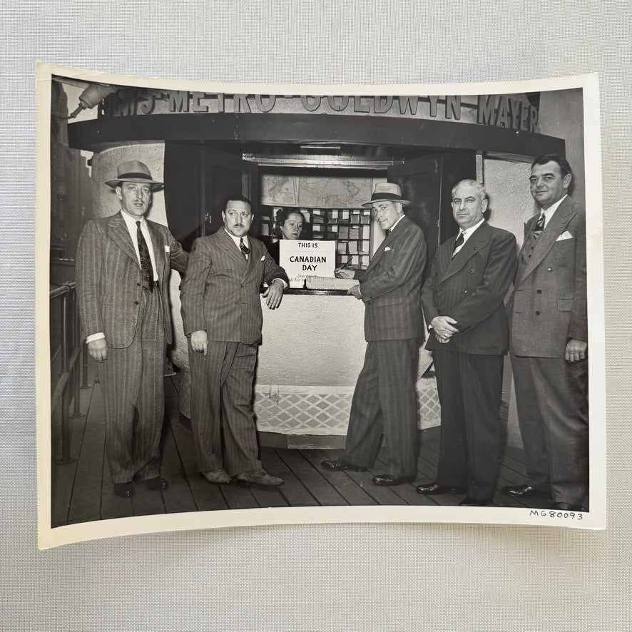 Metro Goldwyn Meyer MGM Film Movie Executive Photo Photograph Print Lot 18x