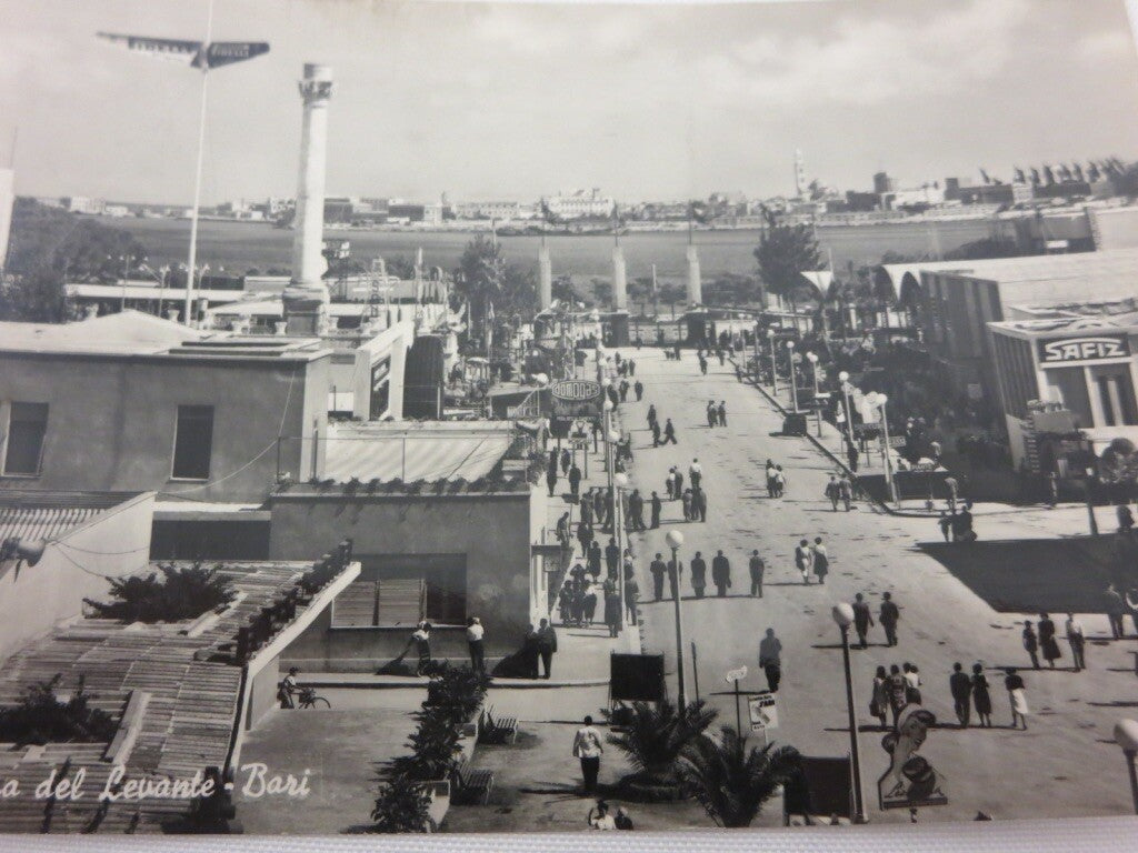 1952 Grand Prix Bari Postage Stamp on Postcard Fiera del Levante - Bari Italy 