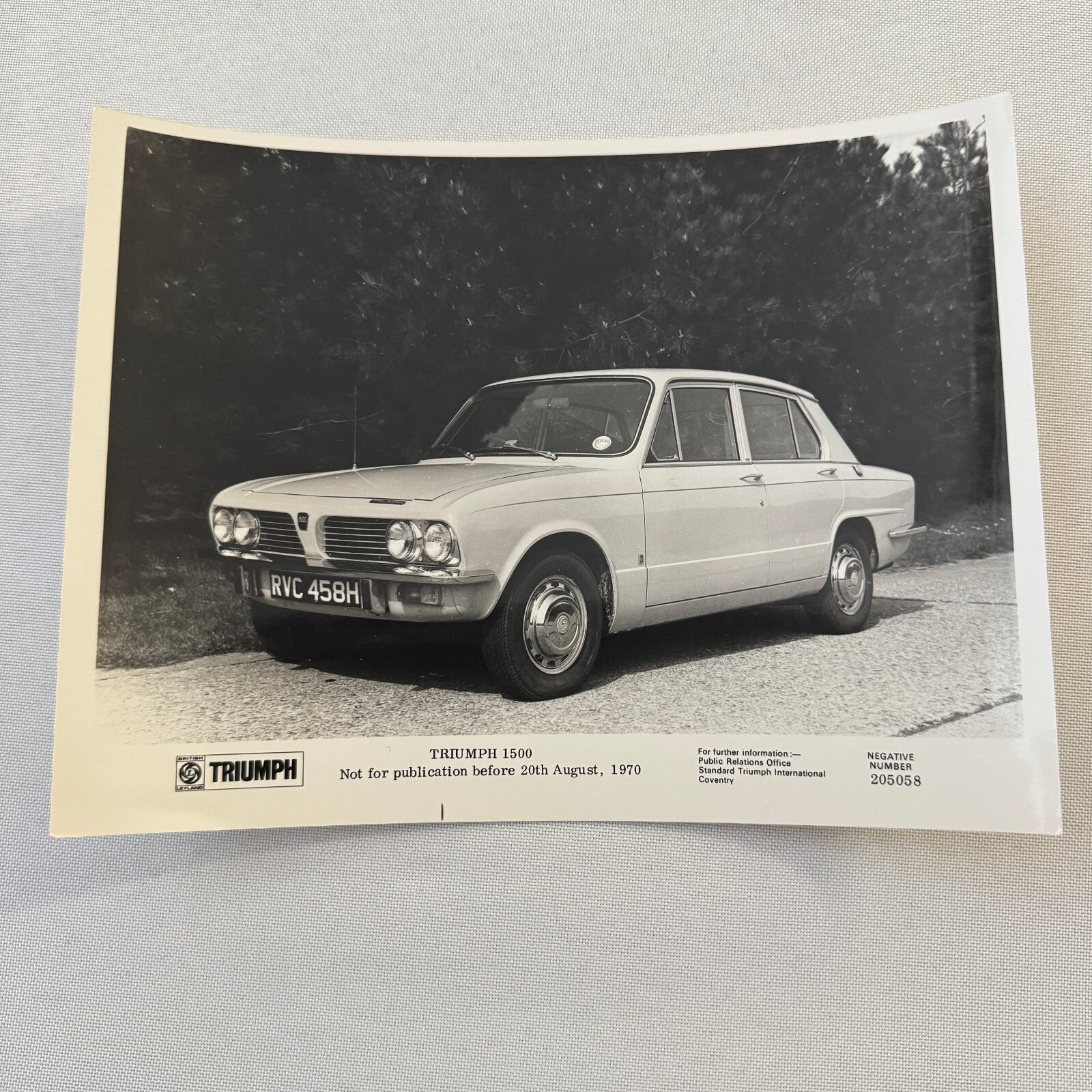 Triumph 1500 Car Factory Press Photo Photograph Print 1971