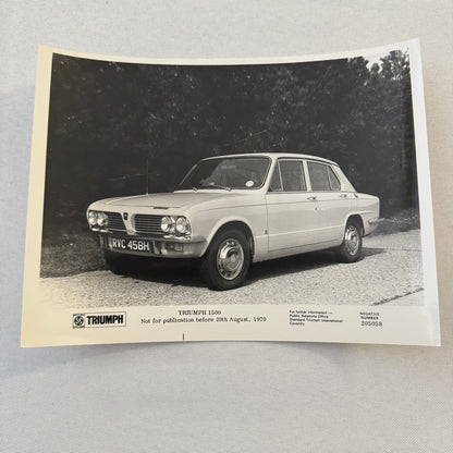Triumph 1500 Car Factory Press Photo Photograph Print 1971