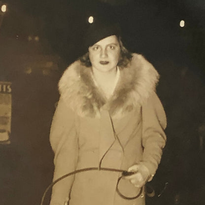 Vintage Press Photo Photograph Wife of Czechoslovakia Diplomat Daughter Dog Show