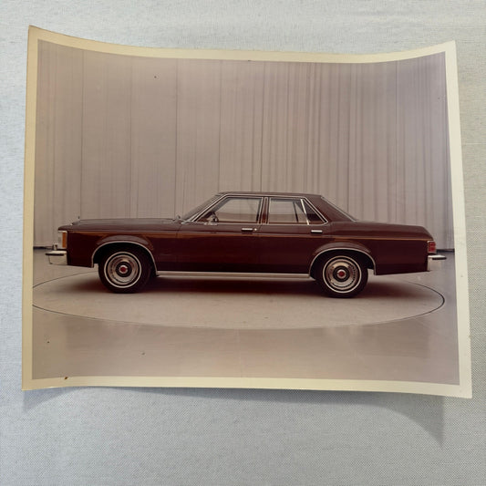 1975 Ford Granada Sedan Car Photo Photograph Print Vintage