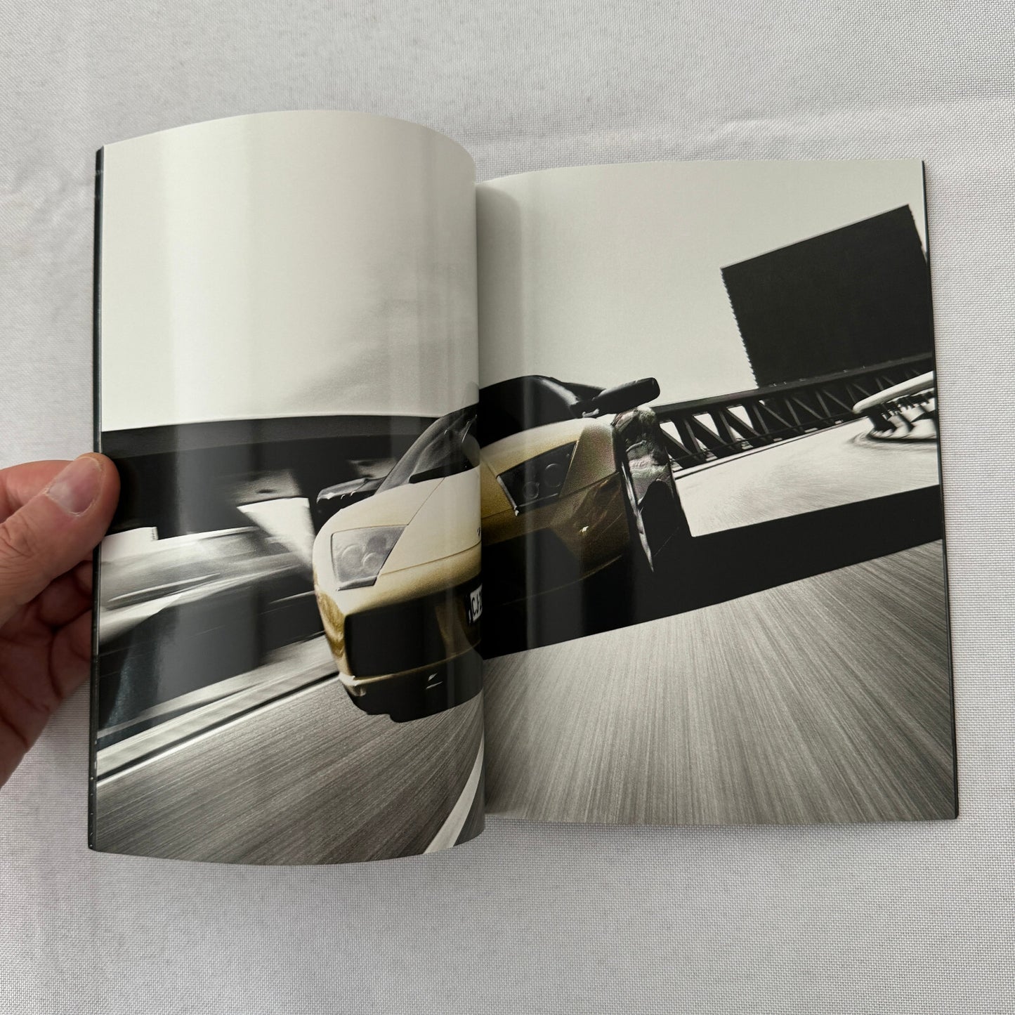 Lamborghini Murcielago ROADSTER Supercar Sales Brochure Catalog GERMAN Text