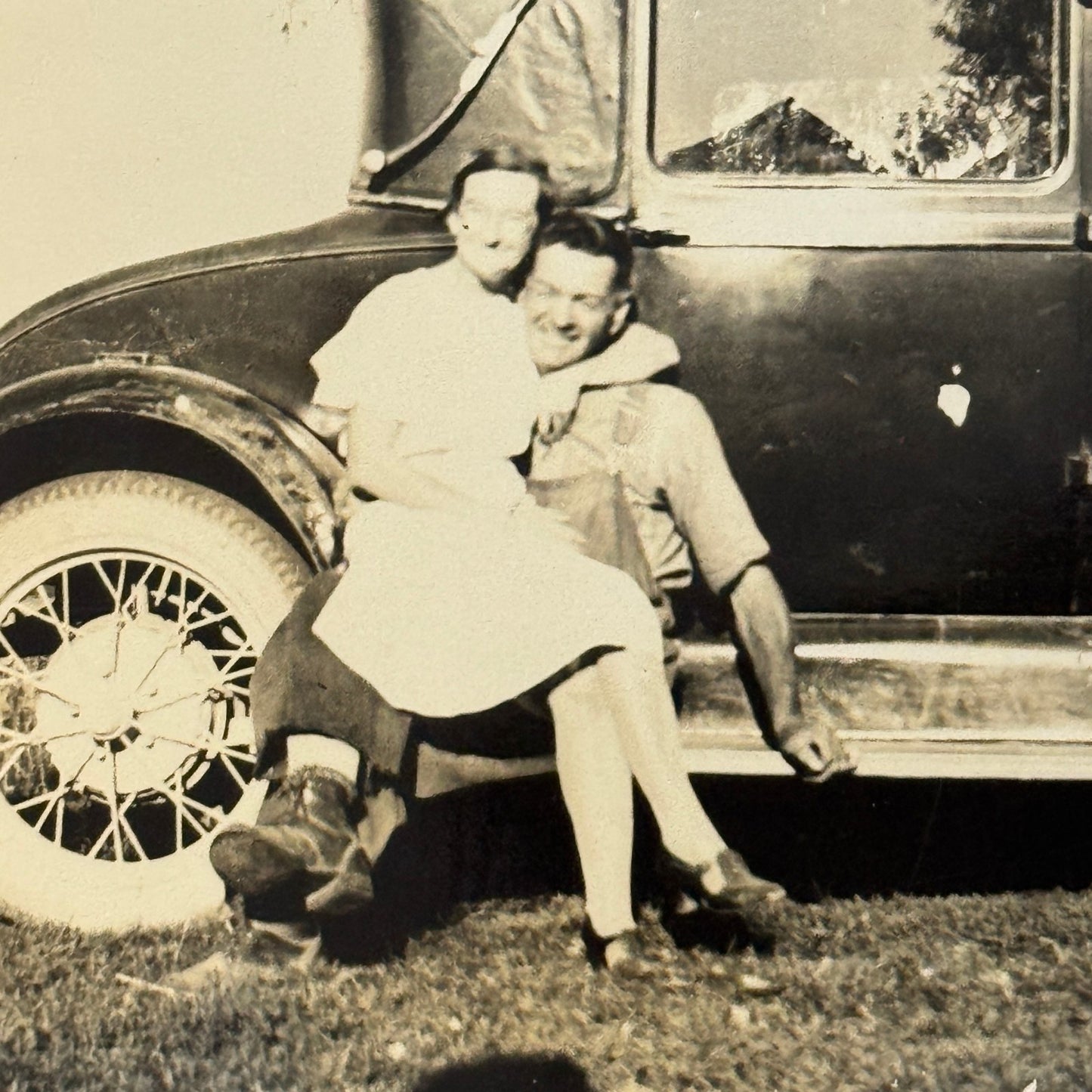 Vintage Car Automobile Photo Photograph Print Snapshot Couple Man Woman