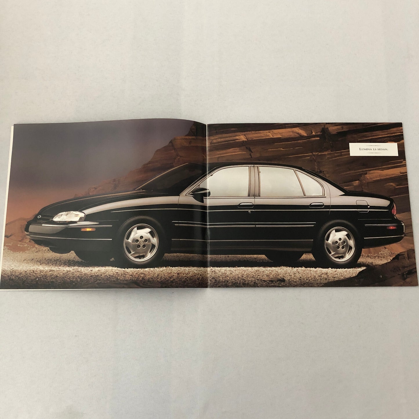 1995 Chevrolet Lumina Sales Brochure Catalog