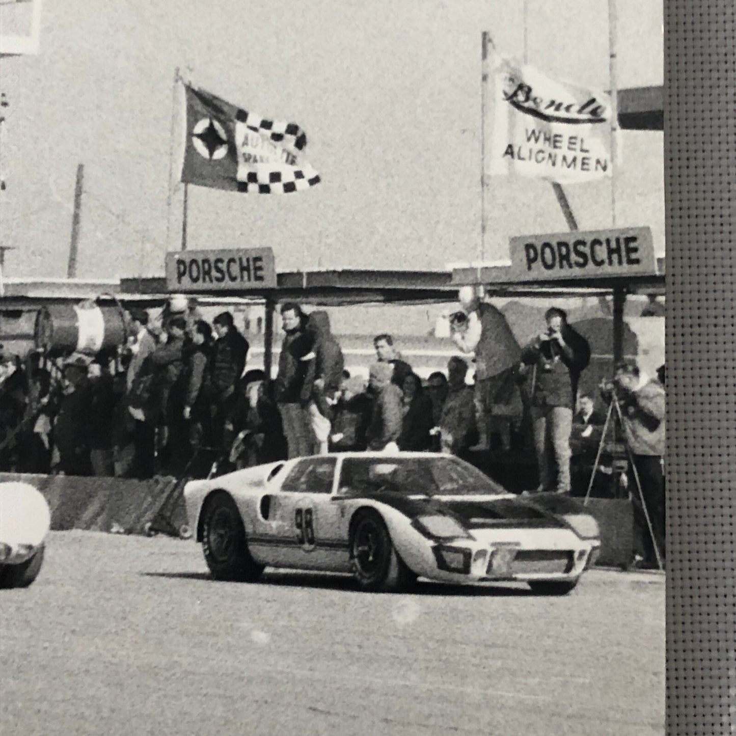 1966 Daytona Porsche Werkfoto Racing Factory Photo Photograph Ford GT + 