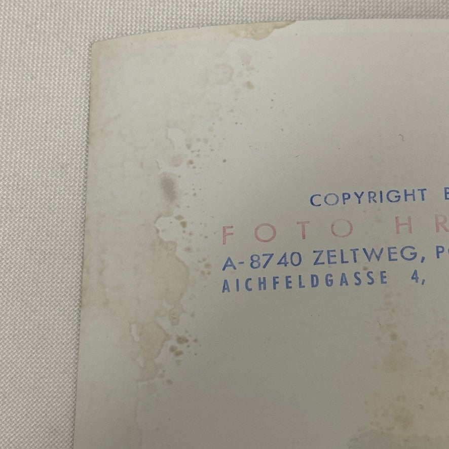 Vintage Racing Photo Ford GT40 Porsche