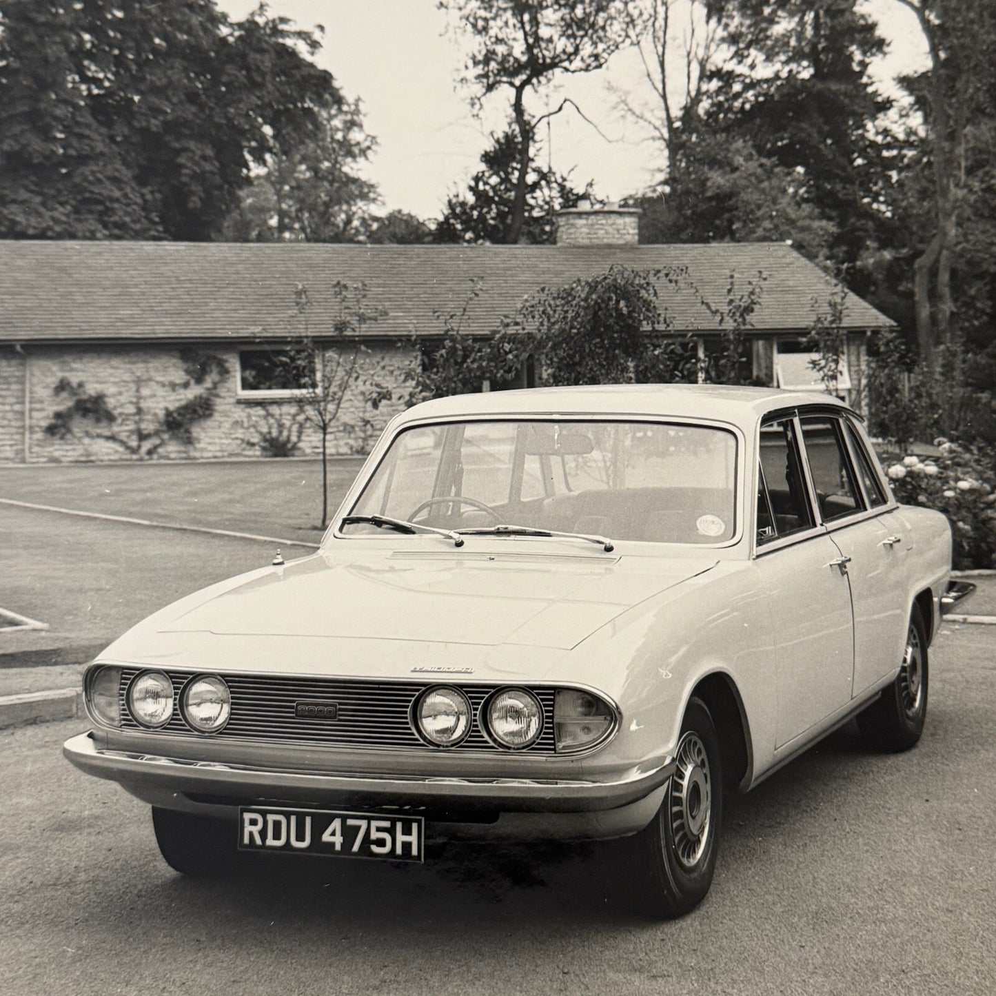 Triumph 2000 MK II Car Factory Press Photo Photograph Print 1972