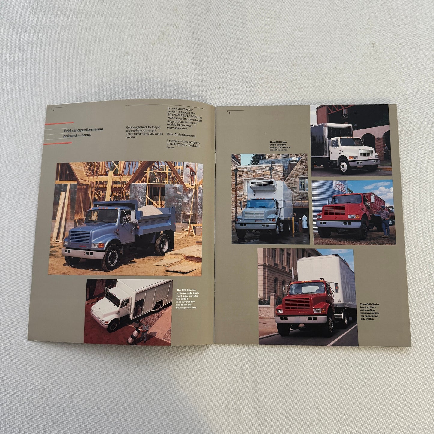 International 4000 and 7000 Series Truck Sales Brochure Catalog Advertising