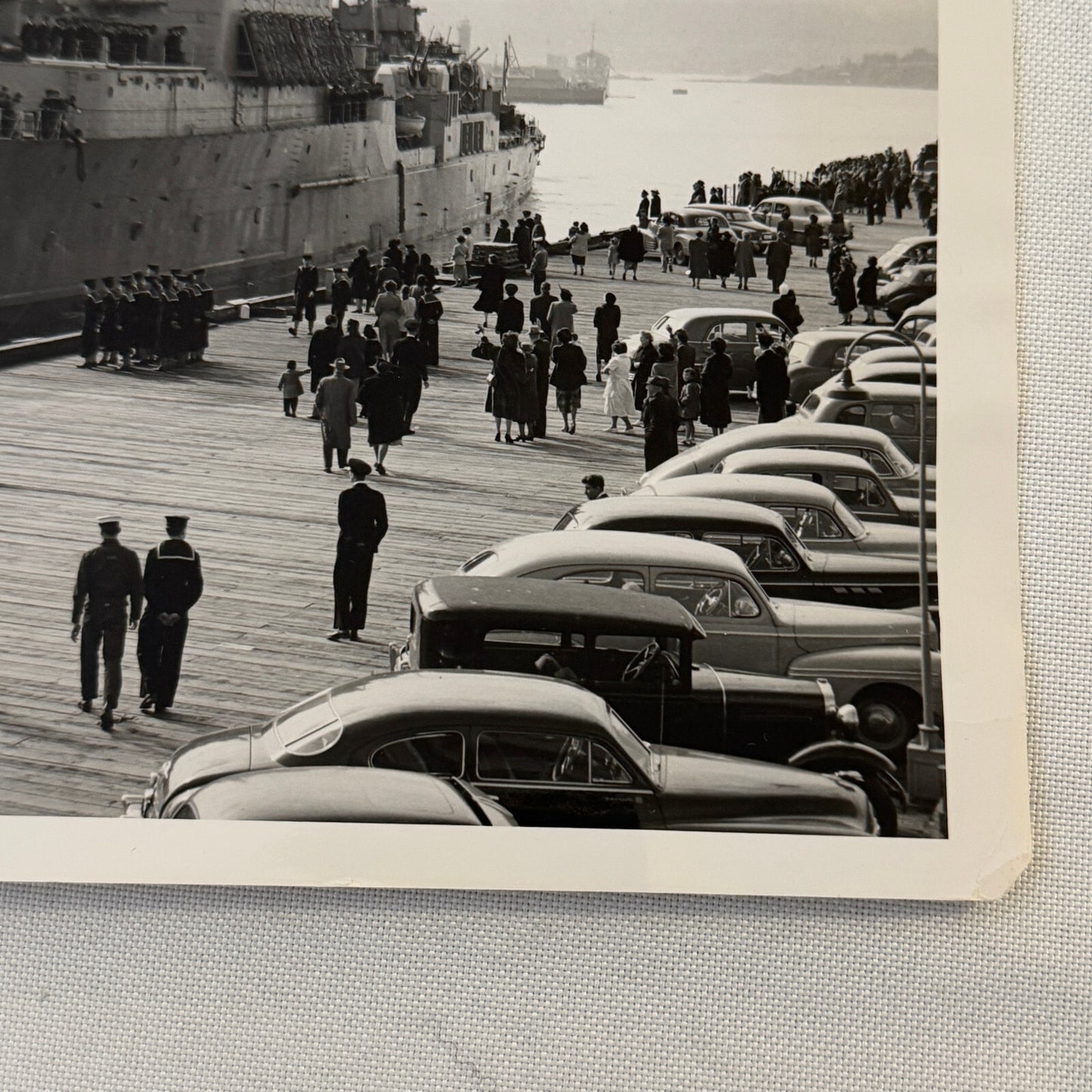 Royal Canadian Military Ship HMCS Quebec Press Photo Photograph 1952 Boat