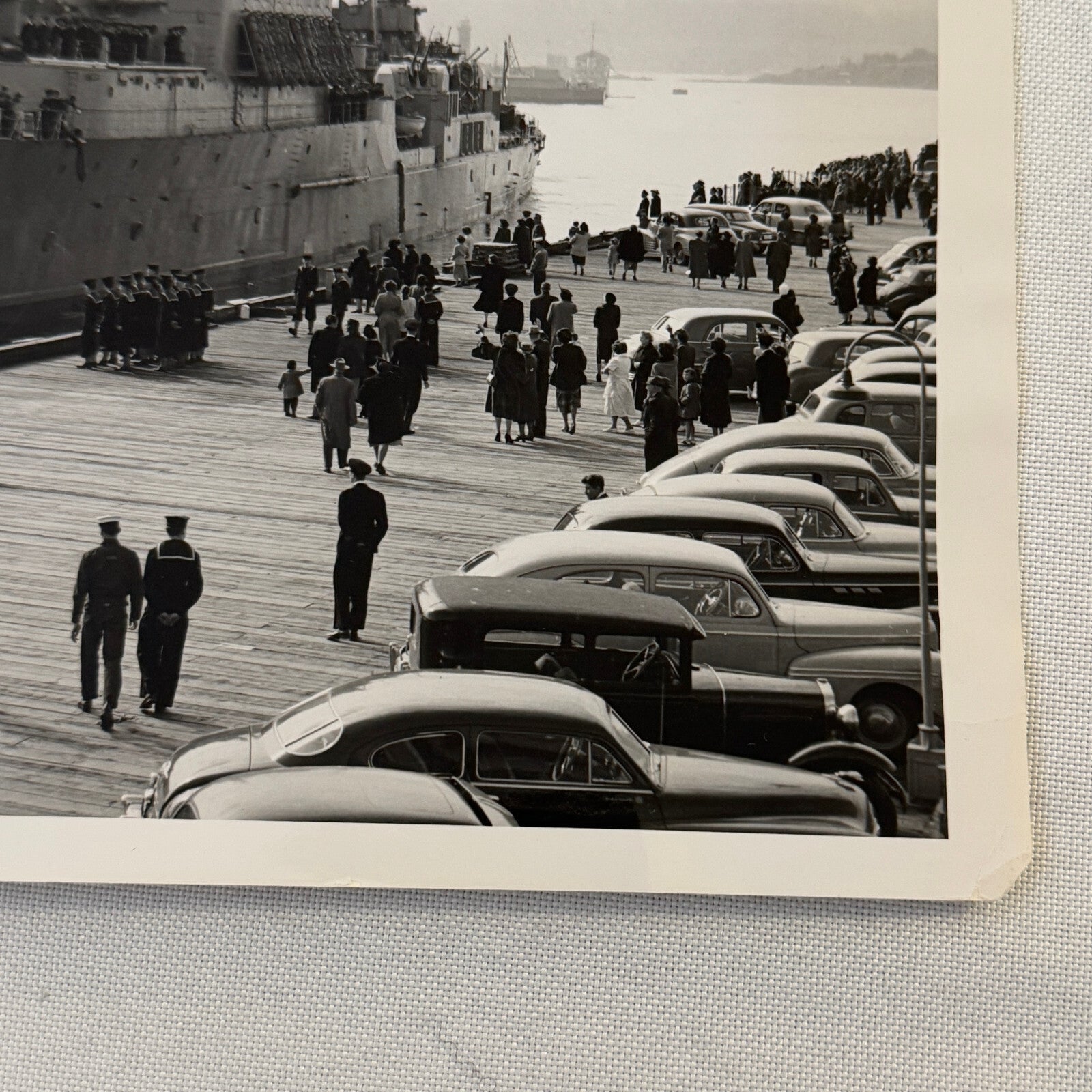 Royal Canadian Military Ship HMCS Quebec Press Photo Photograph 1952 Boat