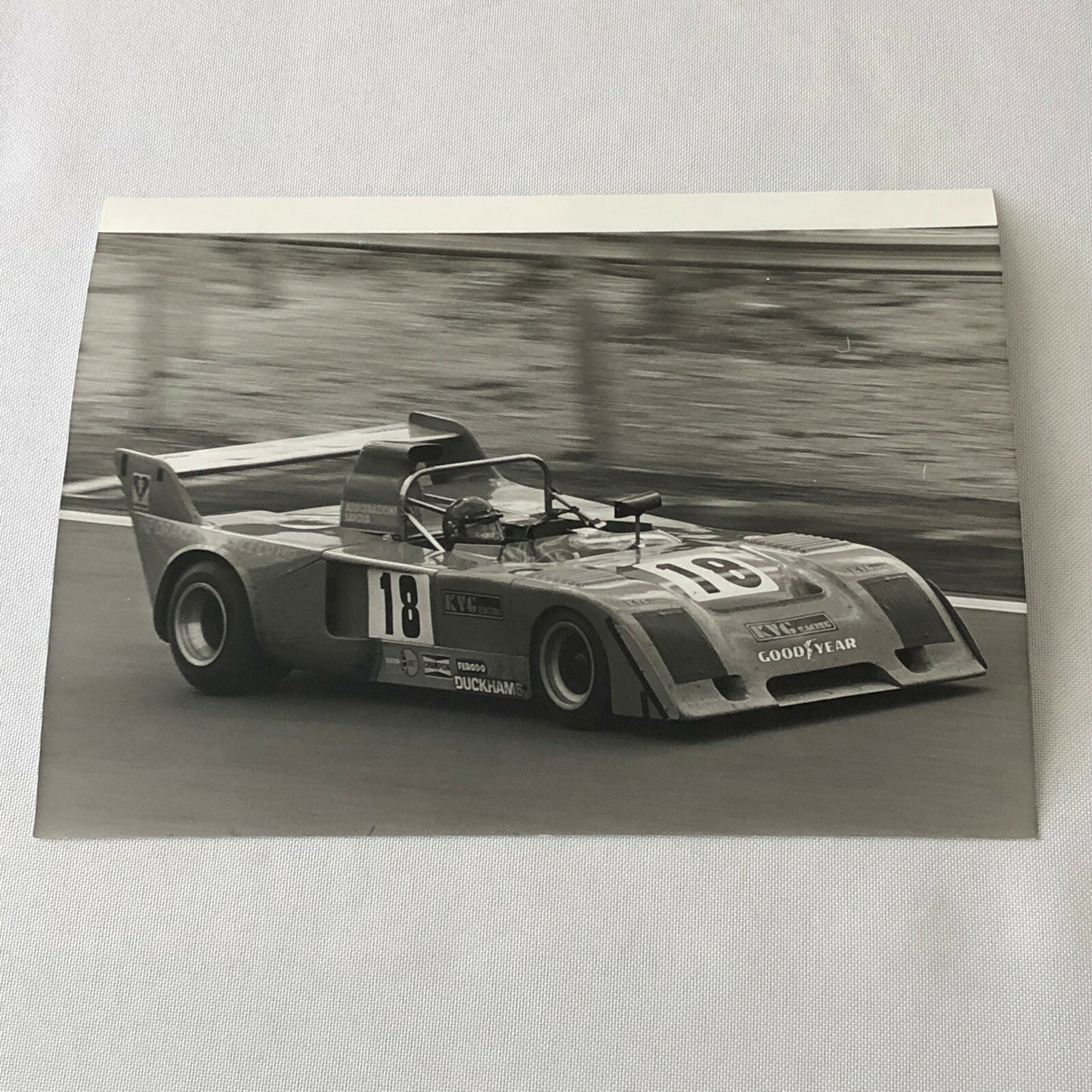 Vintage Racing Photo Photograph 1975 1000 KM de Dijon Chevron B31 Hart Car #18