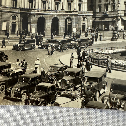 Vintage Italian Postcard Post Card Piazza E Teatro Alla Scala Cars Automobile