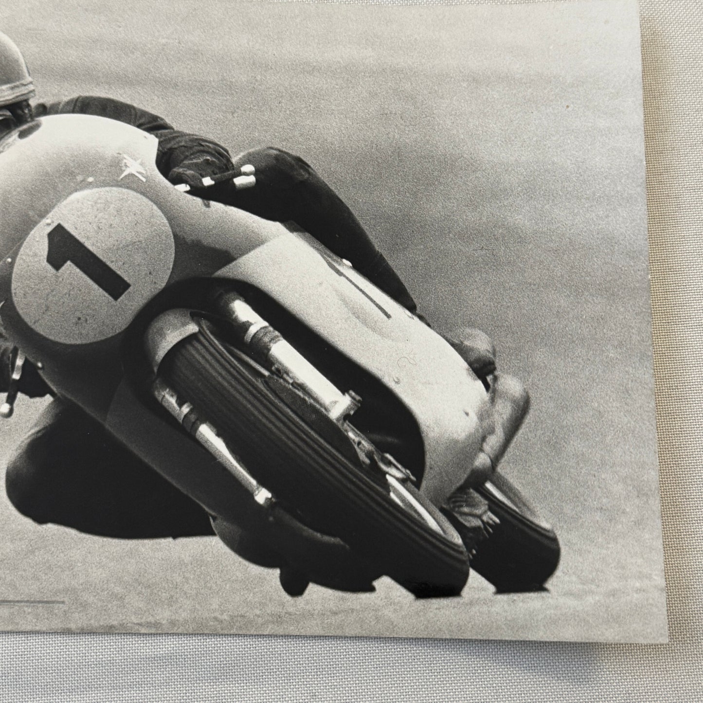 Vintage Motorcycle Racing Press Photo Photograph Bike Giacomo Agostini