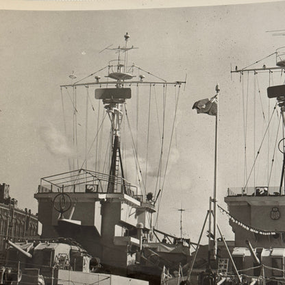 Royal Canadian Navy Ship Photo Photograph HMCS Wallaceburg HMCS Sault Ste Marie