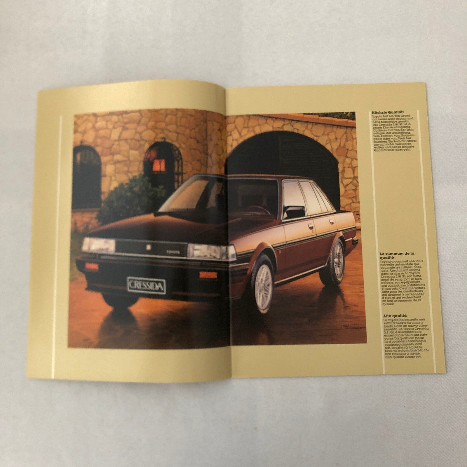 Toyota Cressida Car Sales Brochure Catalog Kombi Wagon German Italian French